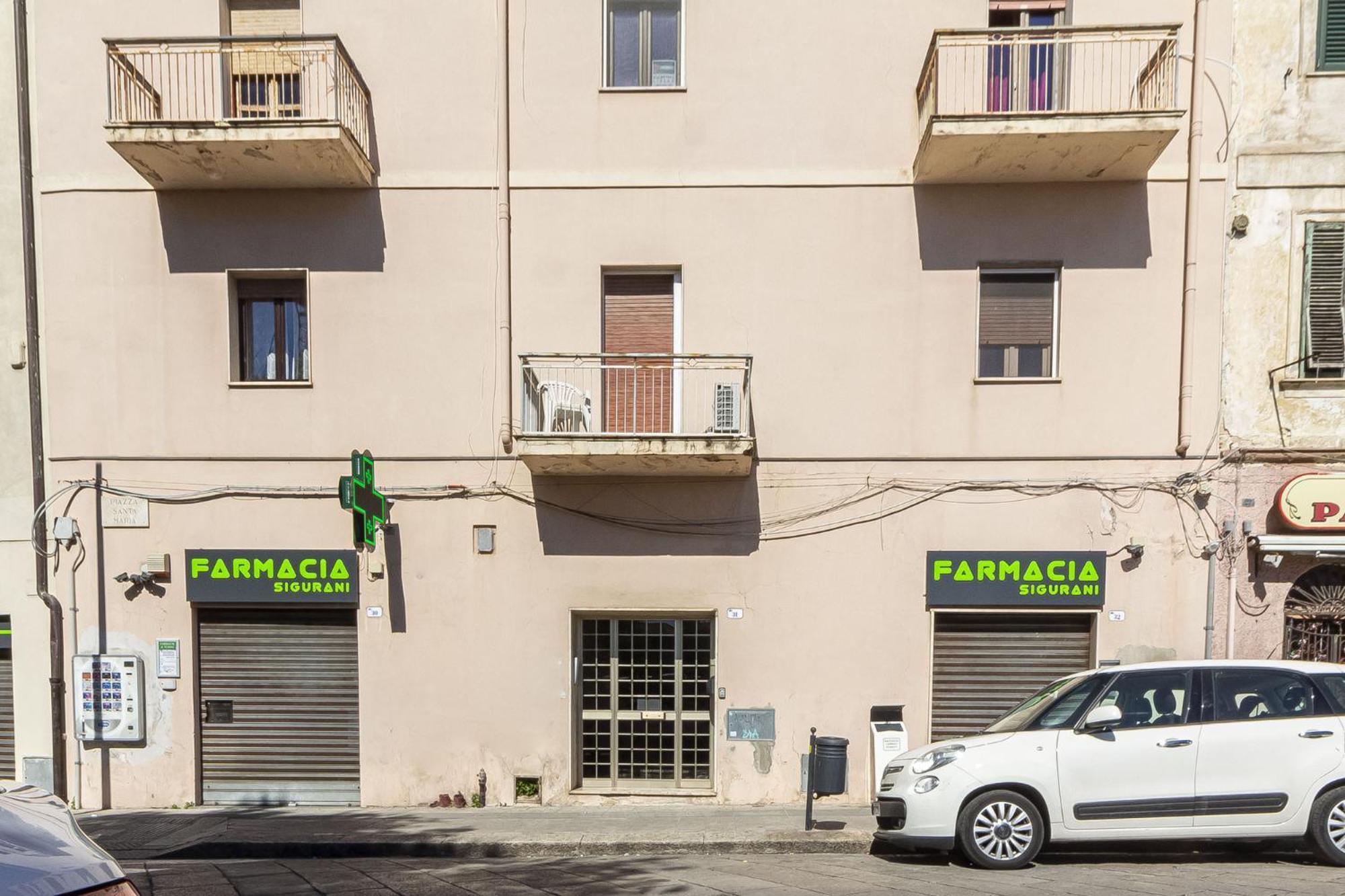 Lovely Piazza Santa Maria Apartment Sassari Exterior photo